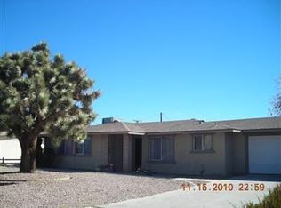 20555 Sholic Rd, Apple Valley, CA 92308