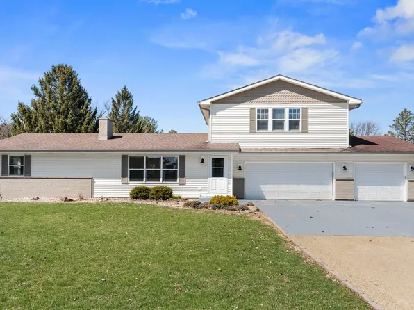 3198 Duncan Rd, Stoughton, WI 53589
