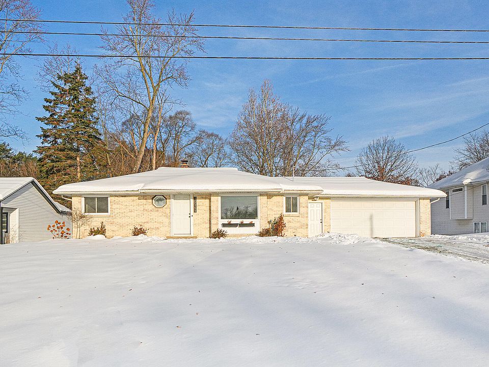 1st image of 10541 Chicago Dr