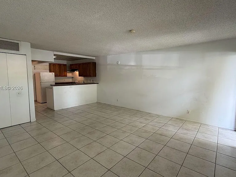 8604 NW 35th St #102 — Photo 3