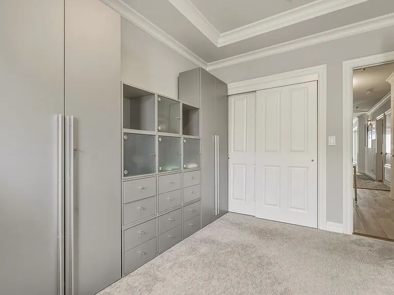 748 N Point St #2 — Photo 22