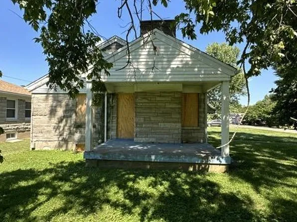 2111 E East Ln, Louisville, KY 40216