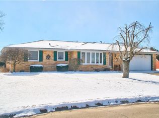 725 Greenfield Dr, Anderson, IN 46013