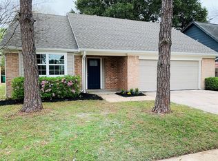 10706 Clear Cove Ln, Houston, TX 77041
