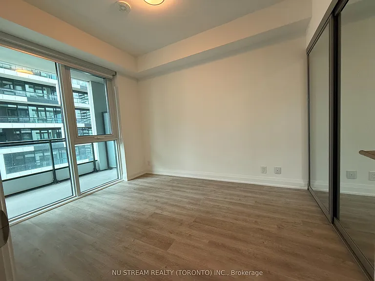 65 Broadway Ave #2210 — Photo 6
