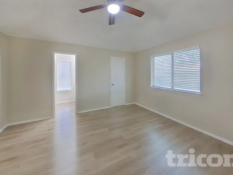 2645 Danberry Ln — Photo 5