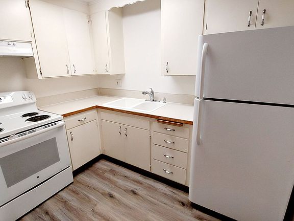 2nd image of 5005 88th St NE APT C