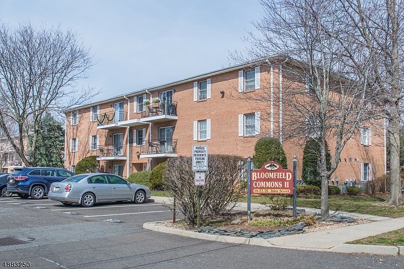 1st image of 26 John St APT 3C