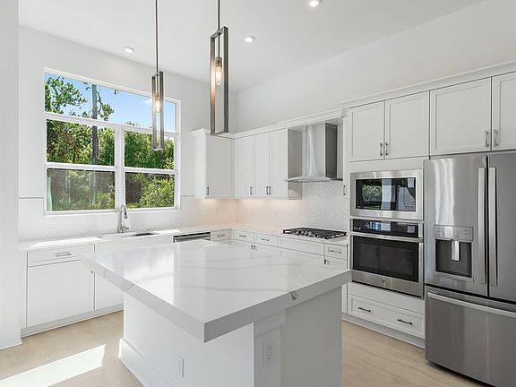 Beverly Model Kitchen