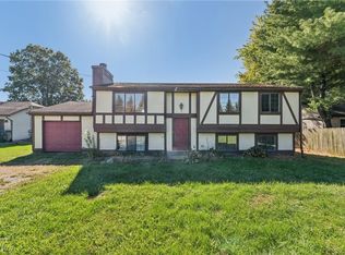 195 Johnson Rd, Wadsworth, OH 44281