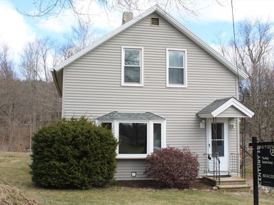 24 Railroad Ave, Webster, MA, 01571