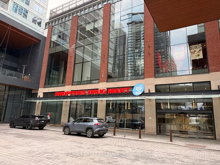19 Bathurst St #1708 — Photo 31