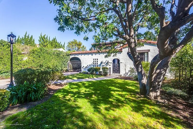 4380 Beulah Dr