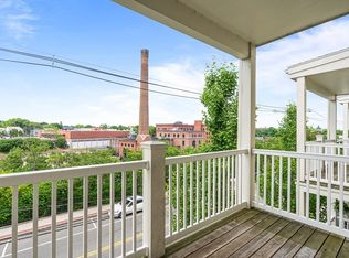 60 Eliot St #2, Milton, MA 02186