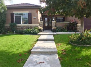 10205 Stoneham St, Bakersfield, CA 93314