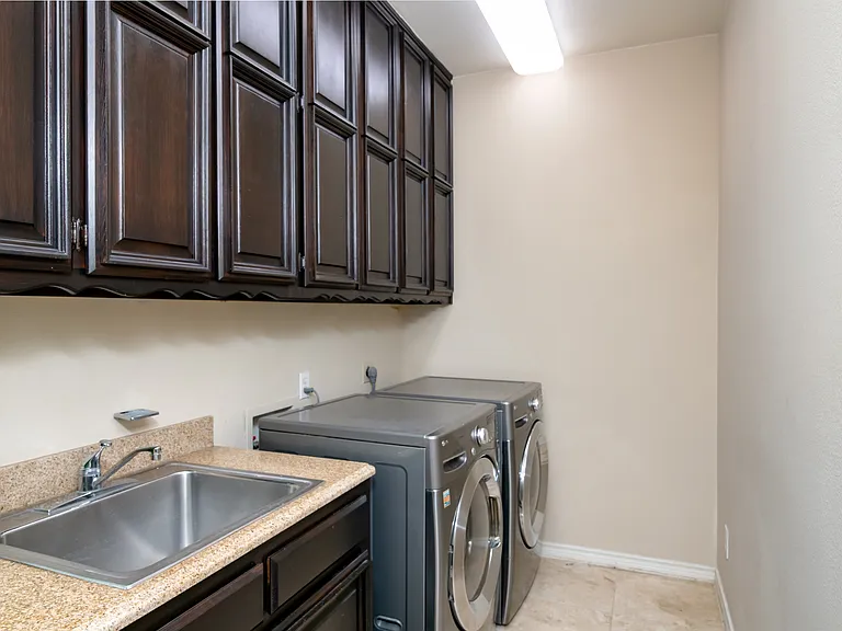 5920 Encore Dr — Photo 21