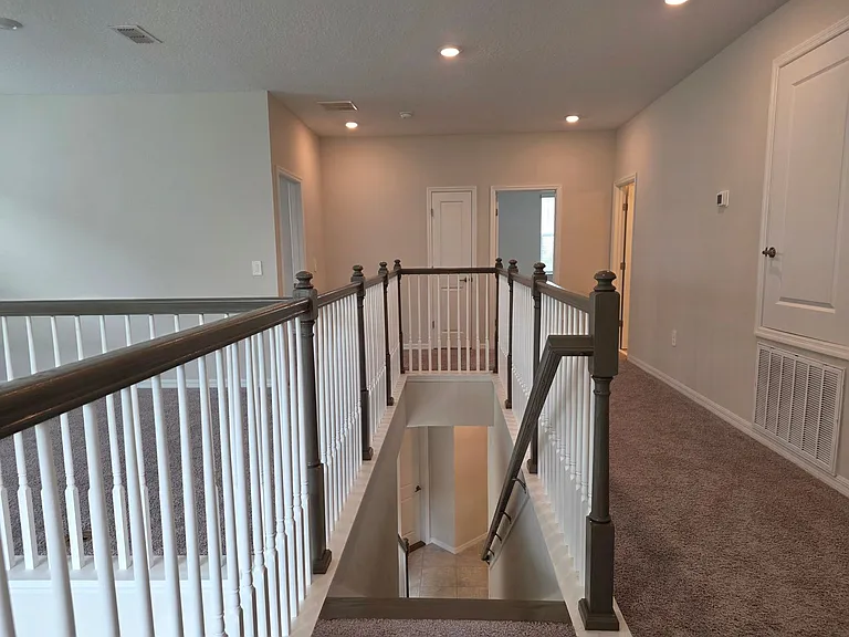 2865 High Pointe St — Photo 25