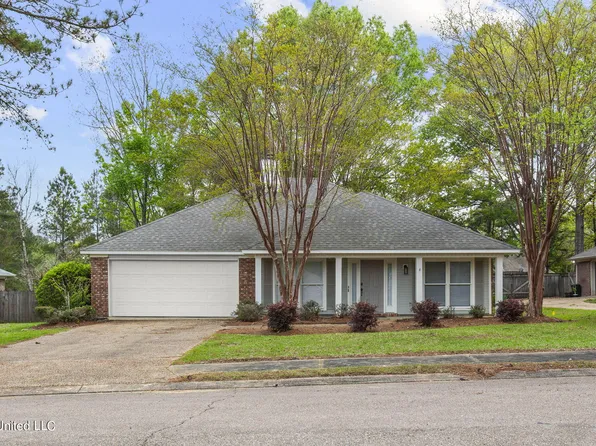 325 S Place Dr, Madison, MS 39110