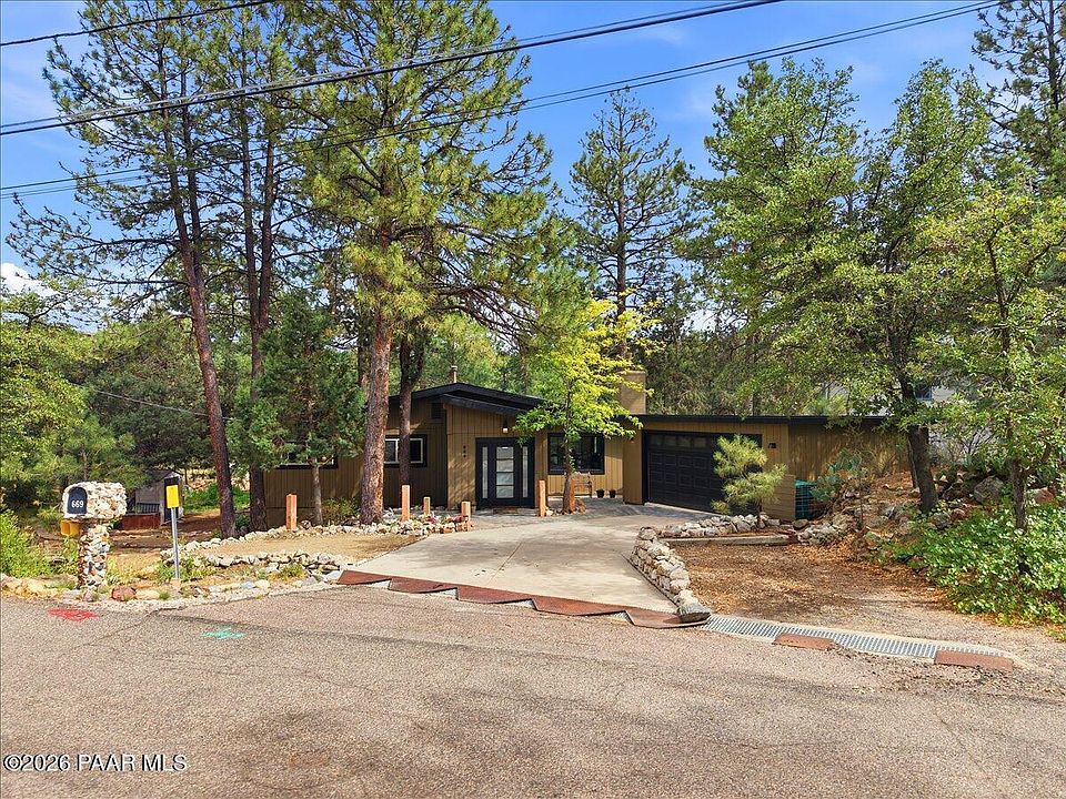 1st image of 669 S Rancho Vista Dr