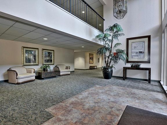 4th image of 226 W Edith Ave APT 39