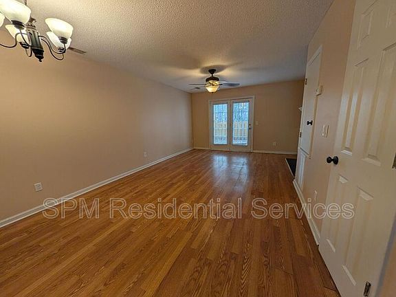 5th image of 5107 Lampost Cir