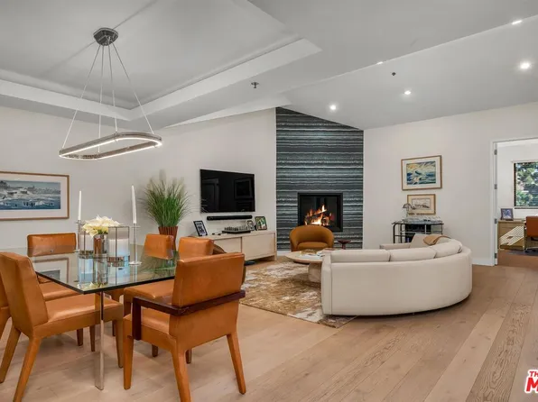 2122 Century Park Ln APT 402, Los Angeles, CA 90067