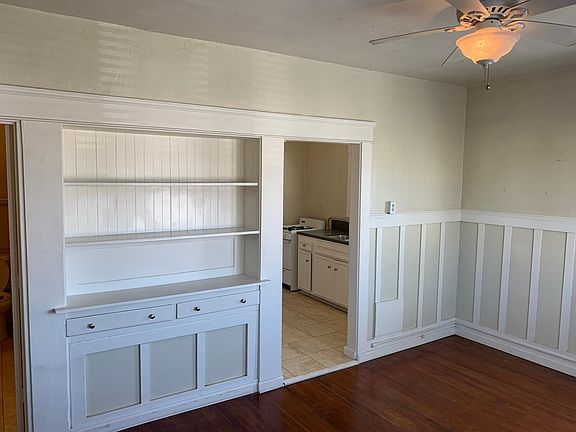 2nd image of 2165 2nd Ave APT 15