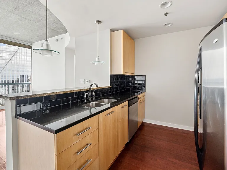 3324 Peachtree Rd NE #2304 — Photo 5