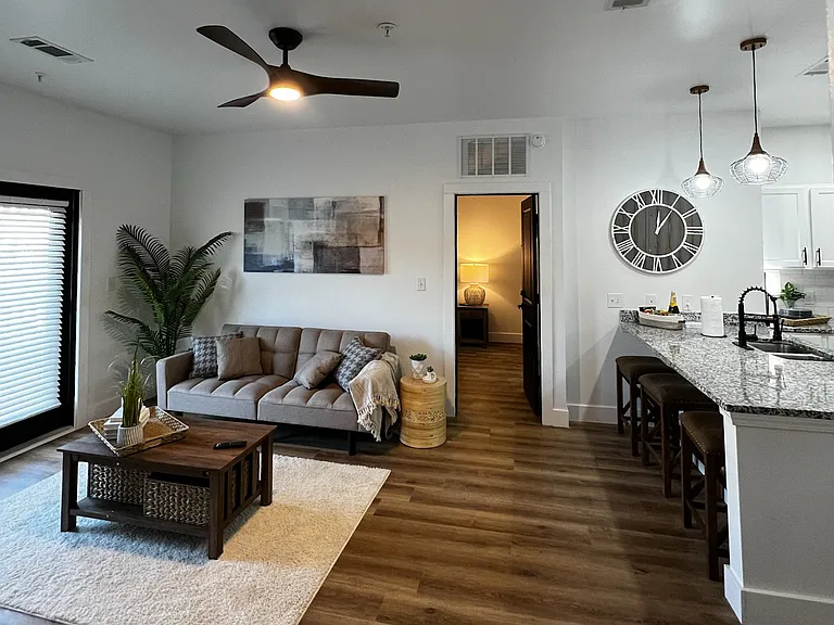 206 Town Center Dr #21 — Photo 3