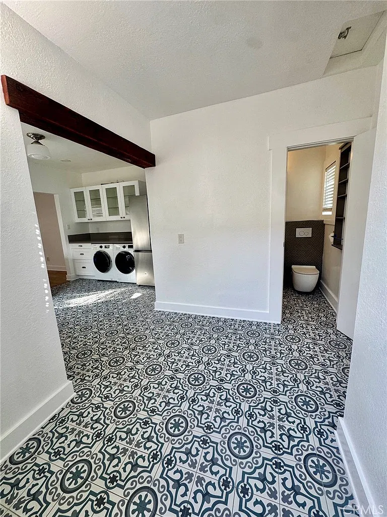 1 bed, 735 sqft, $2,500 — Photo 3
