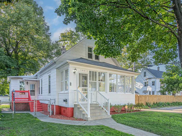 1412 Lincoln St, North Chicago, IL 60064