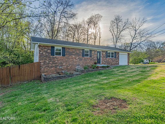 3rd image of 5624 Magazine Rd