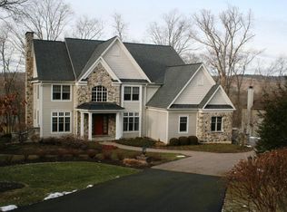 310 Center Ct, East Stroudsburg, PA 18302