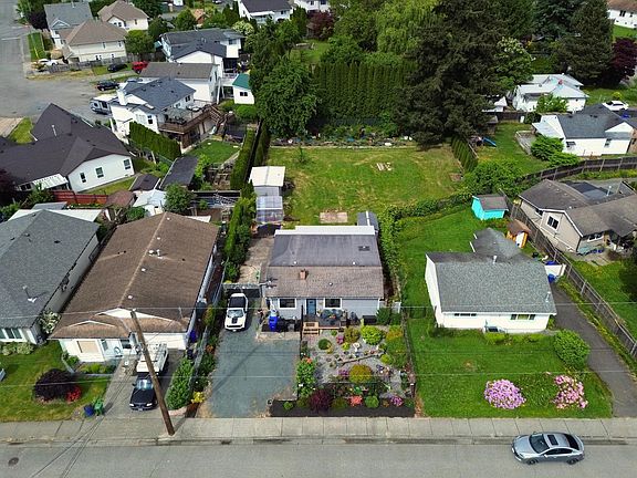 3rd image of 45573 Wellington Ave