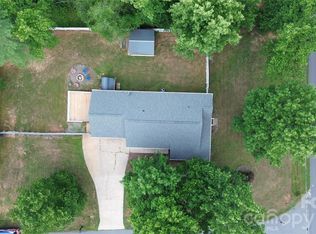 49 Laurel St, Granite Falls, NC 28630