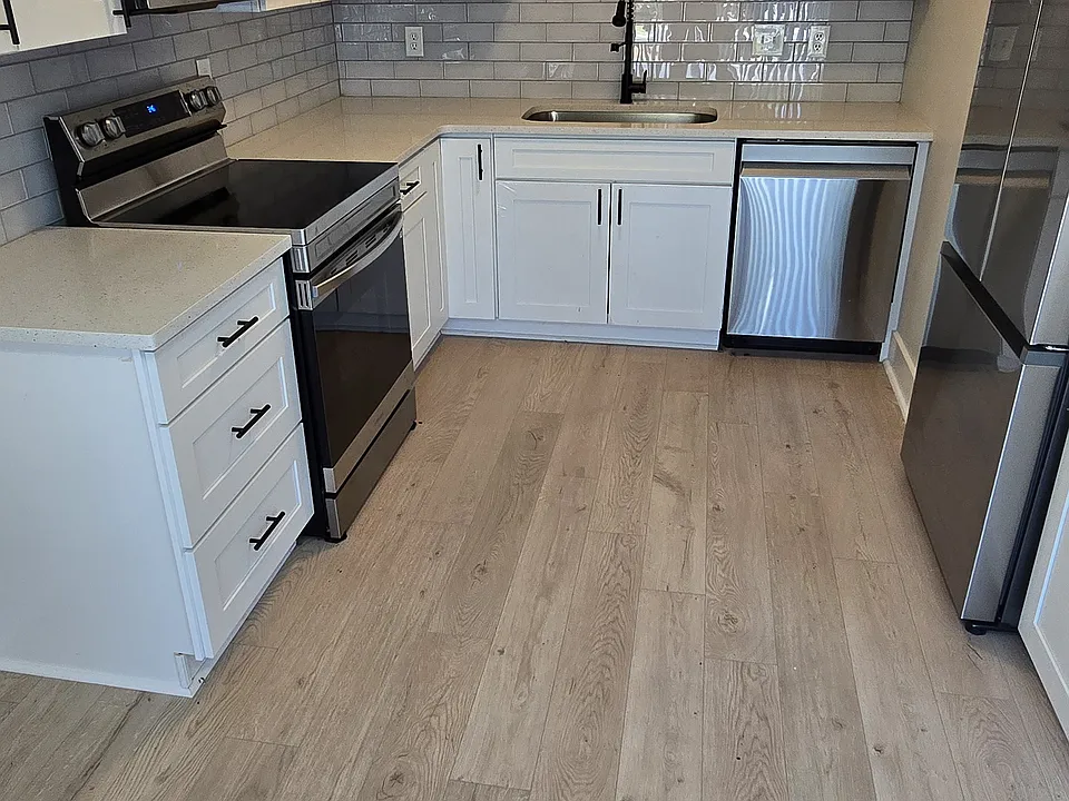 5705 Brentwood Trce