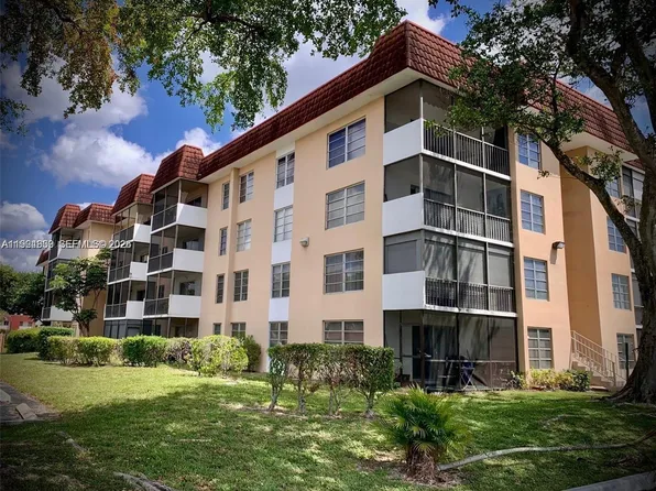 4156 Inverrary Dr APT 404, Lauderhill, FL 33319