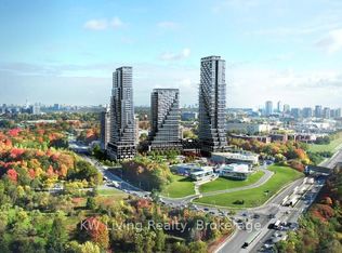 10 Inn On The Park Dr #905, Toronto, ON M3C 0P9