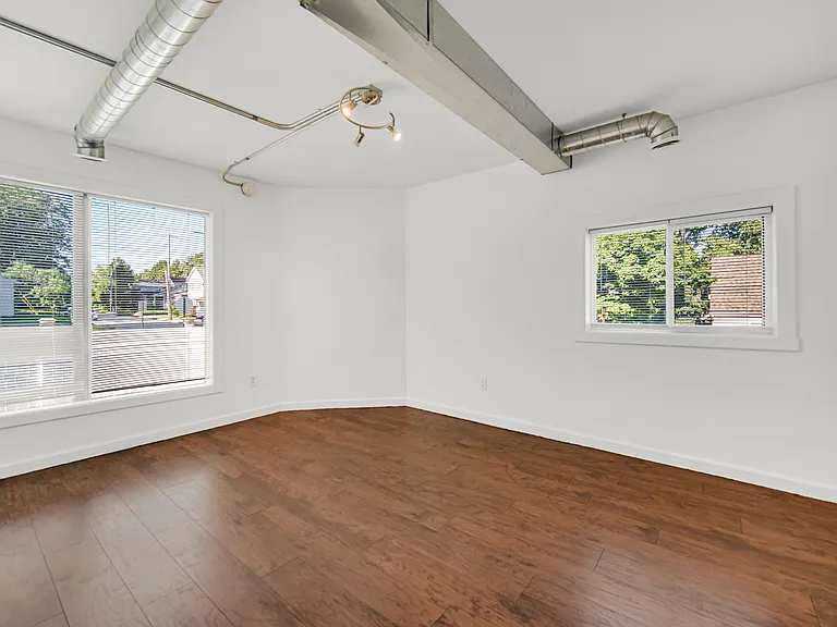 501 Union St #2 — Photo 9