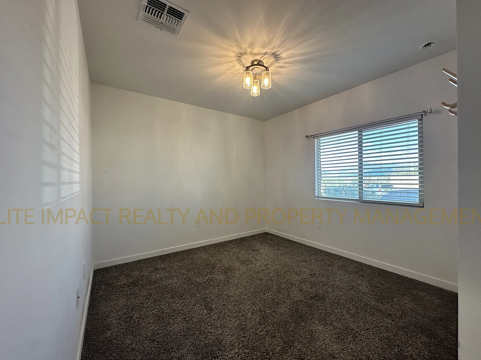 11112 South Weismann Drive - 1 — Photo 4