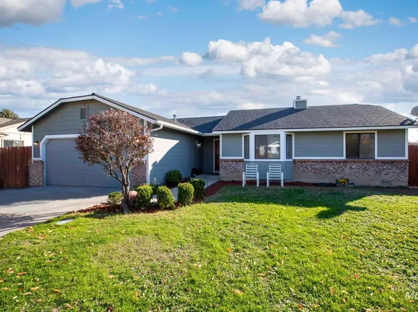 8001 W Tillamook Dr, Boise, ID 83709