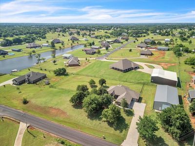 2383 Fox Ln, Blanchard, OK, 73010