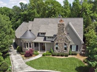 330 Canterbury Rouad, Charlotte, NC 28211