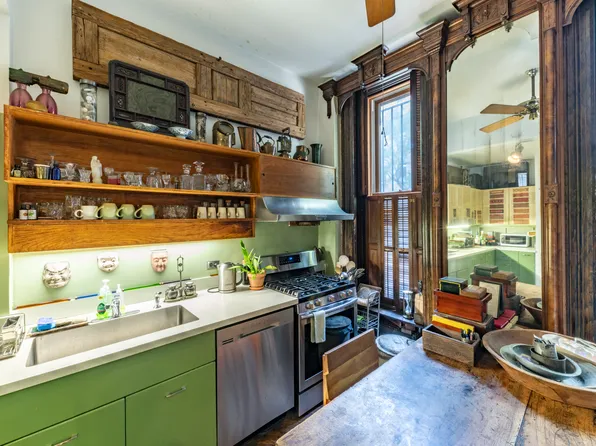 169 East 94th Street image 10 of 27