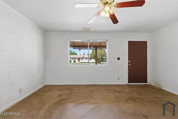 713 S Sycamore