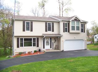 38055 N Harold Pl, Spring Grove, IL 60081