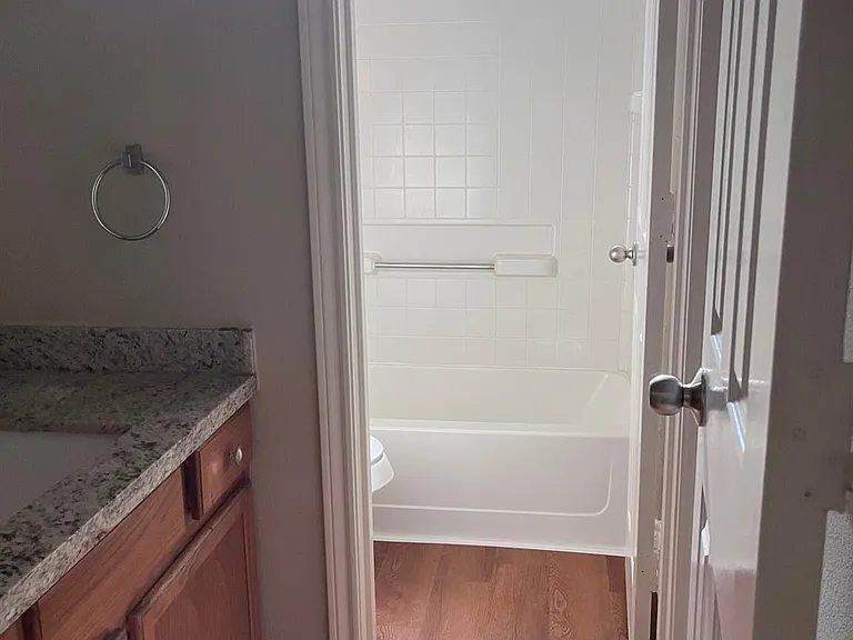 14322 Summer Garden Dr — Photo 12