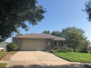 2350 Atwood Cir, Lincoln, NE 68521