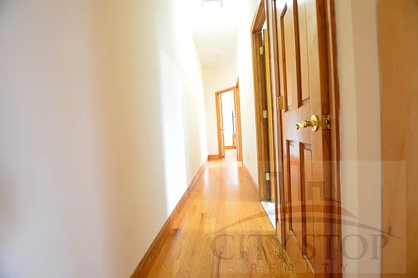 Rented by City Stop Realty | media 2