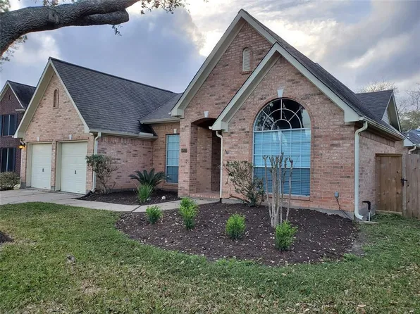 6922 Springcrest Ct, Sugar Land, TX 77479